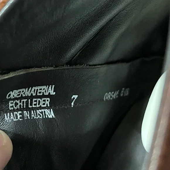 Paul Green Womens 7 UK 9US Booties Stella Stacked Heel Fashion Leather Classic - Picture 9 of 11